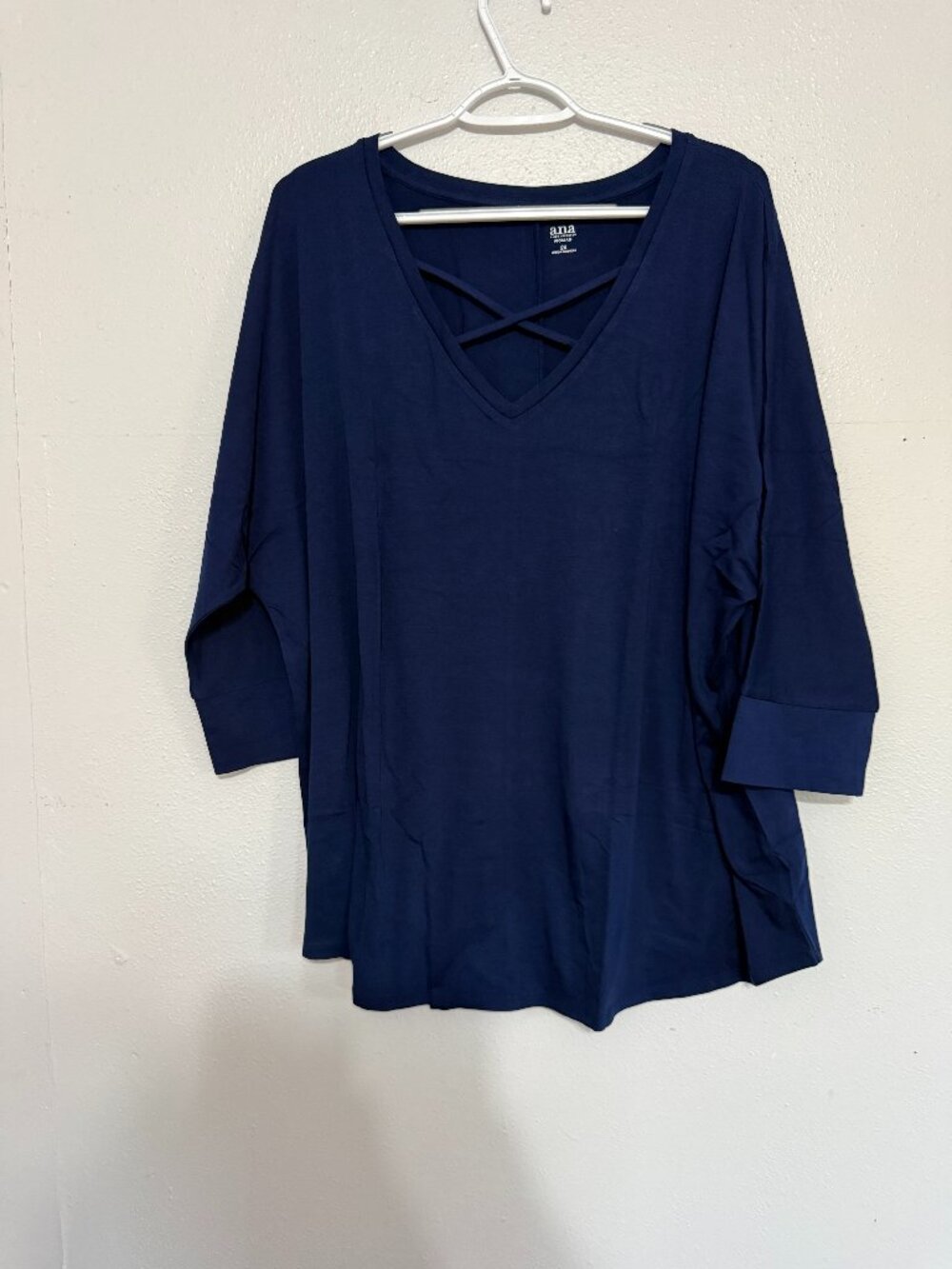 💙 Cool & Casual! a.n.a Navy Cross-Front V-Neck 3/4 Sleeve Top 2X NWT